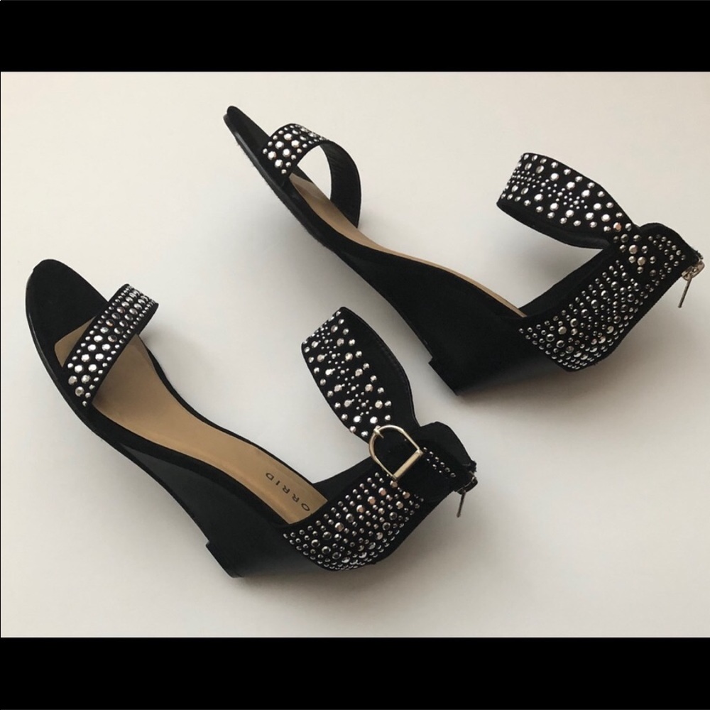 NWT Torrid mini wedge sandal